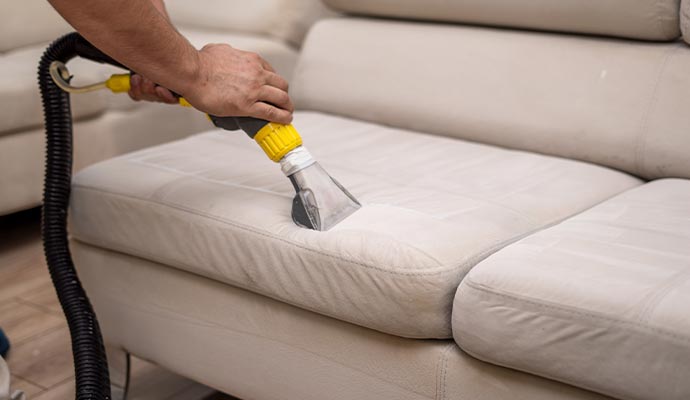 professional-cleaning-couch